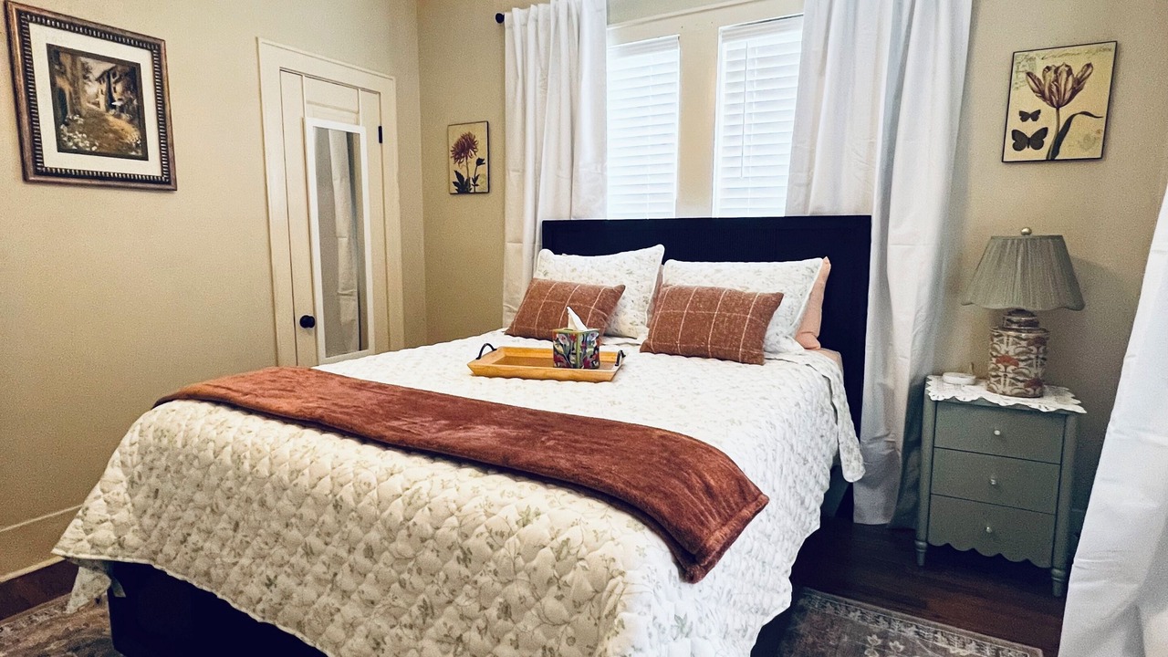 Photo of Bedroom in Lake Charles