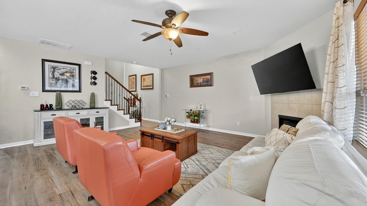 Photo of Livingroom in Lewisville
