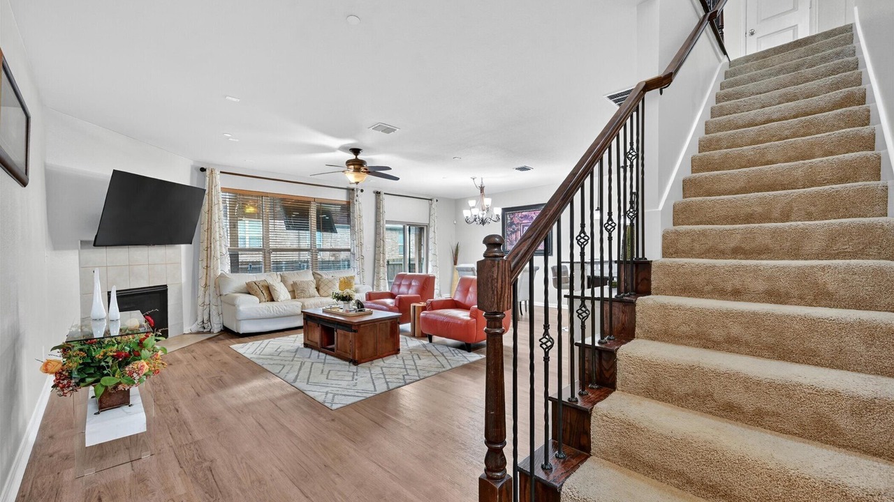 Photo of Livingroom in Lewisville