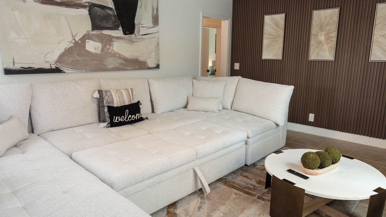 Photo of Livingroom in Coral Ridge Isles