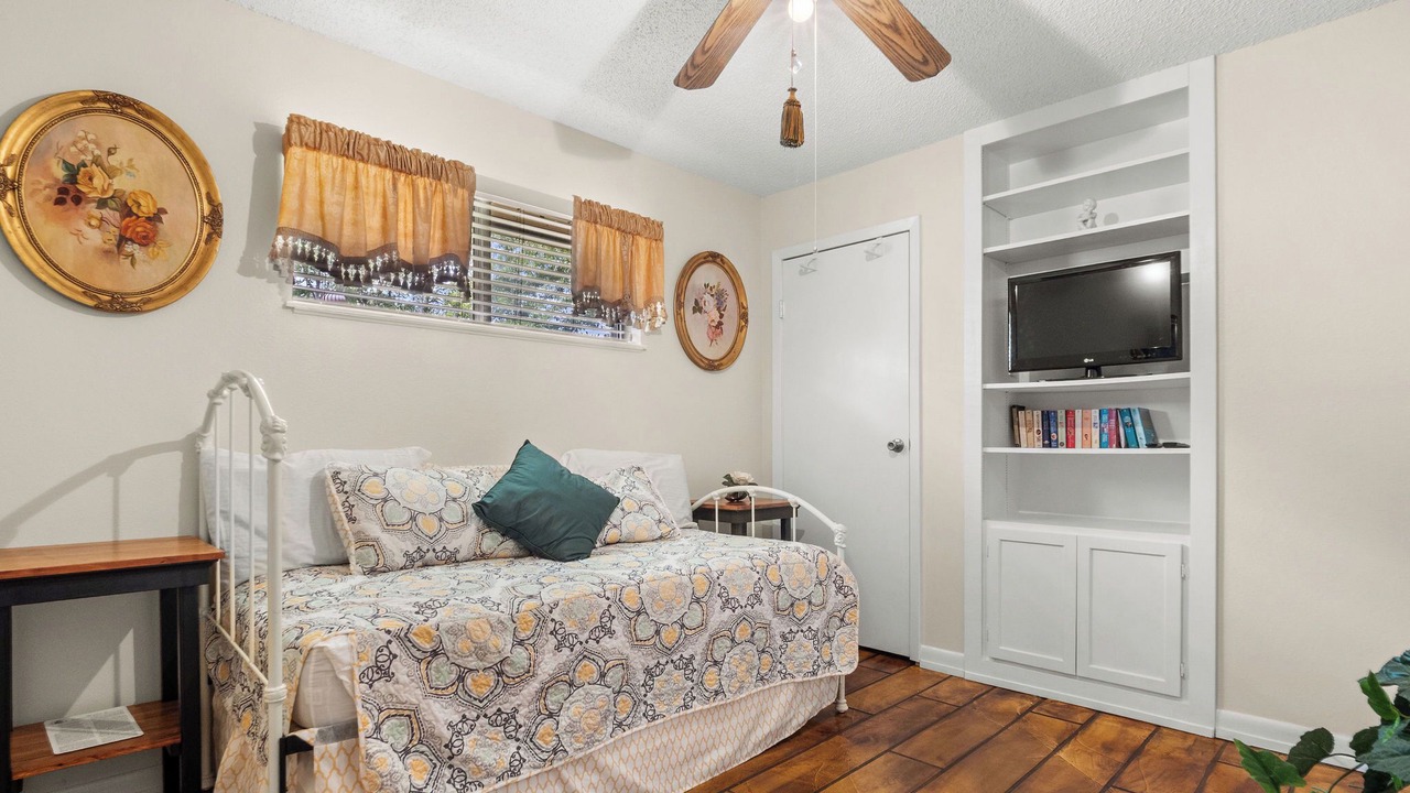 Photo of Bedroom in Hemphill