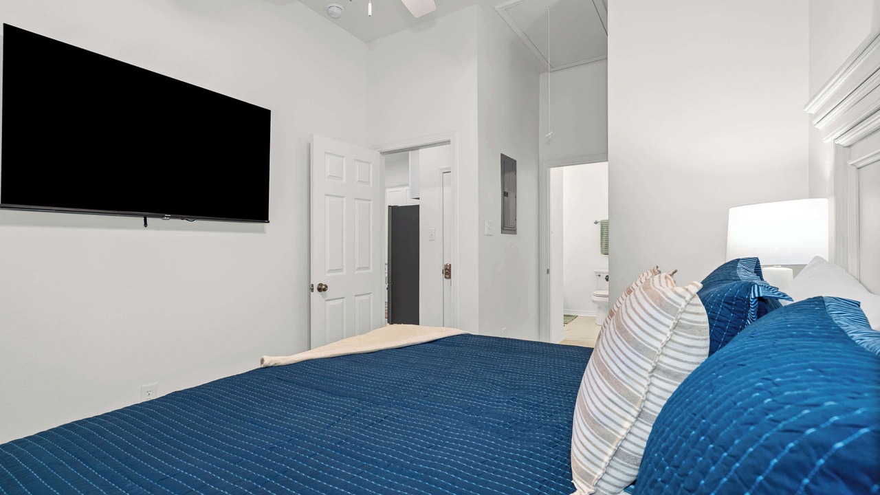 Photo of Bedroom in Dauphin Island