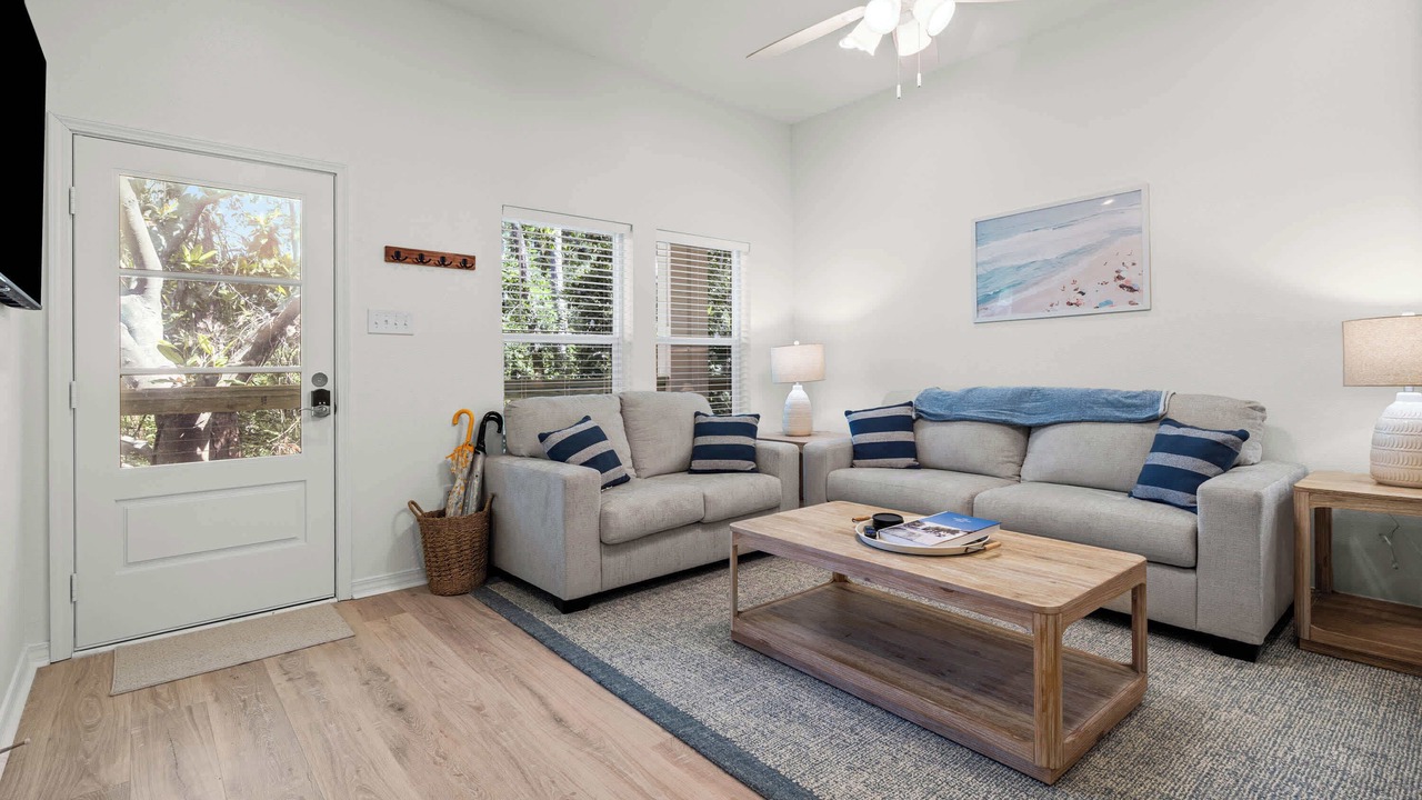 Photo of Livingroom in Dauphin Island