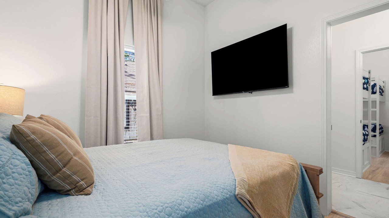 Photo of Bedroom in Dauphin Island