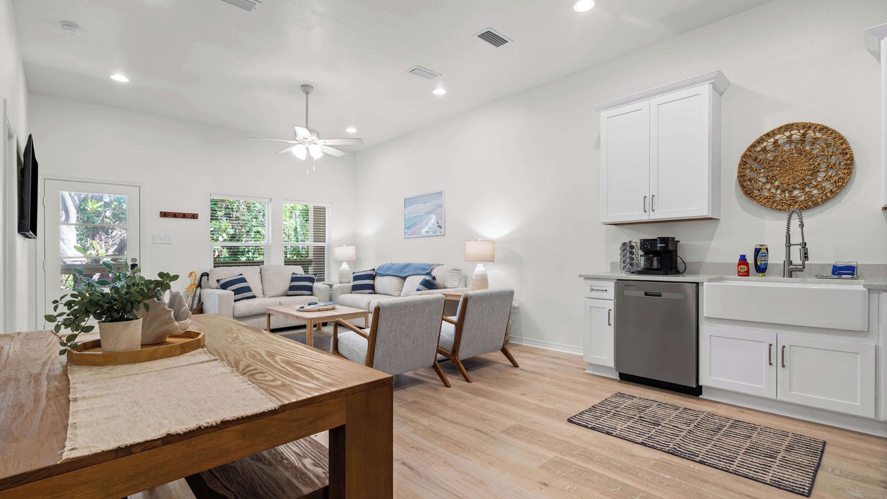 Photo of Livingroom in Dauphin Island
