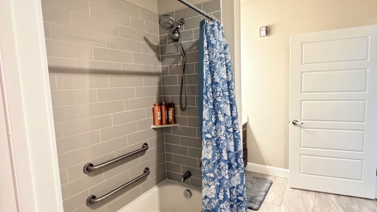 Photo of Bathroom in Frisco