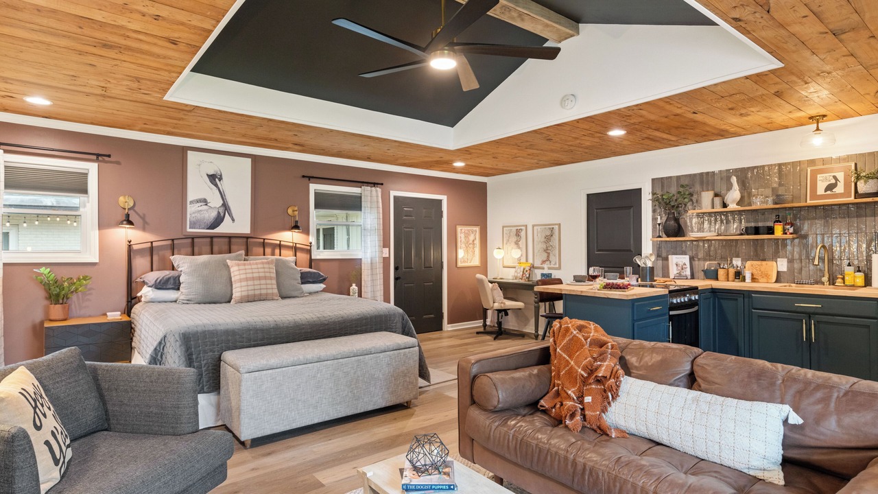 Photo of Livingroom in Lafayette