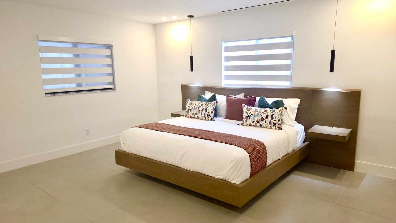 Photo of Bedroom in Coral Springs