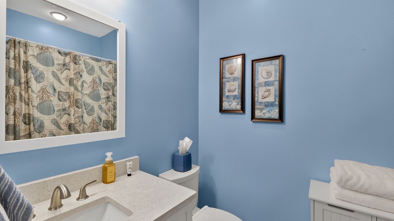 Photo of Bathroom in Tropical Cove