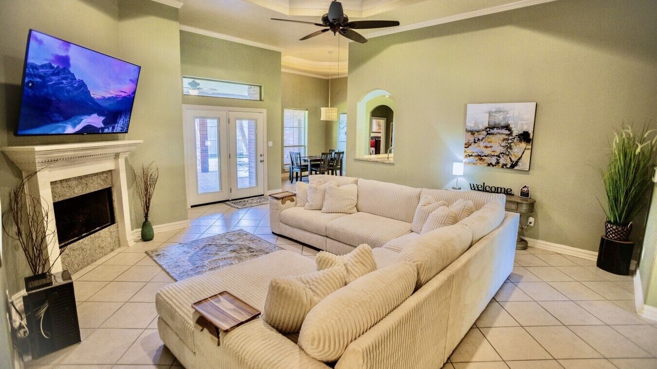 Photo of Bedroom in Orange