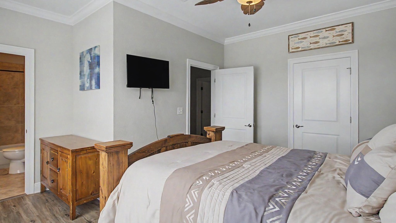 Photo of Bedroom in Mississippi City