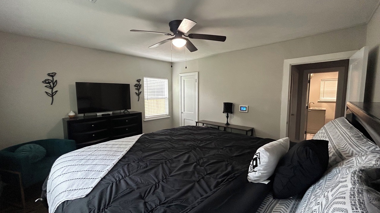 Photo of Bedroom in Wake Village