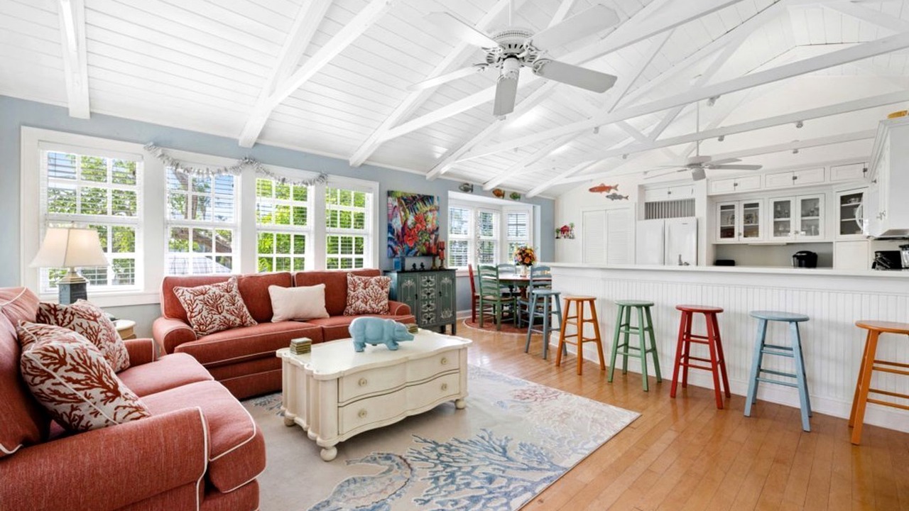 Photo of Livingroom in Captiva