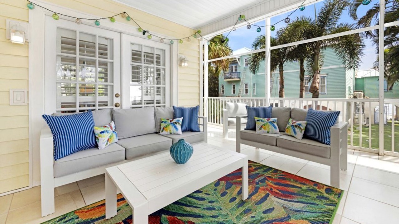 Photo of Livingroom in Captiva