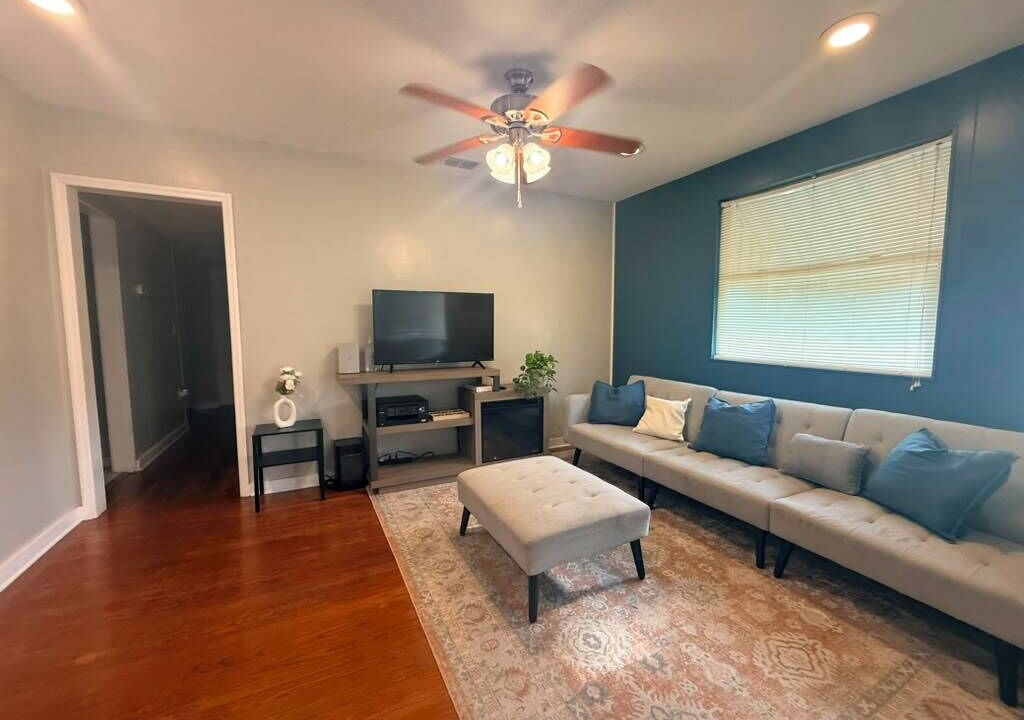 Photo of Livingroom in Southside