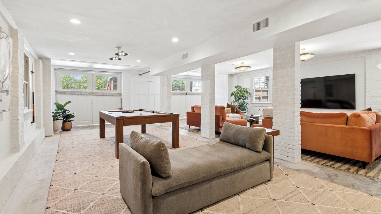 Photo of Livingroom in Bywater