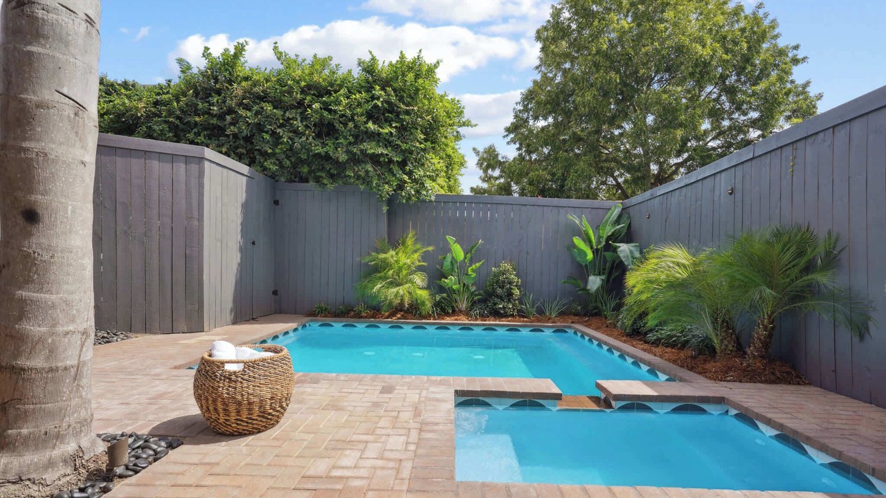 Photo of Outdoor in Lower Garden District