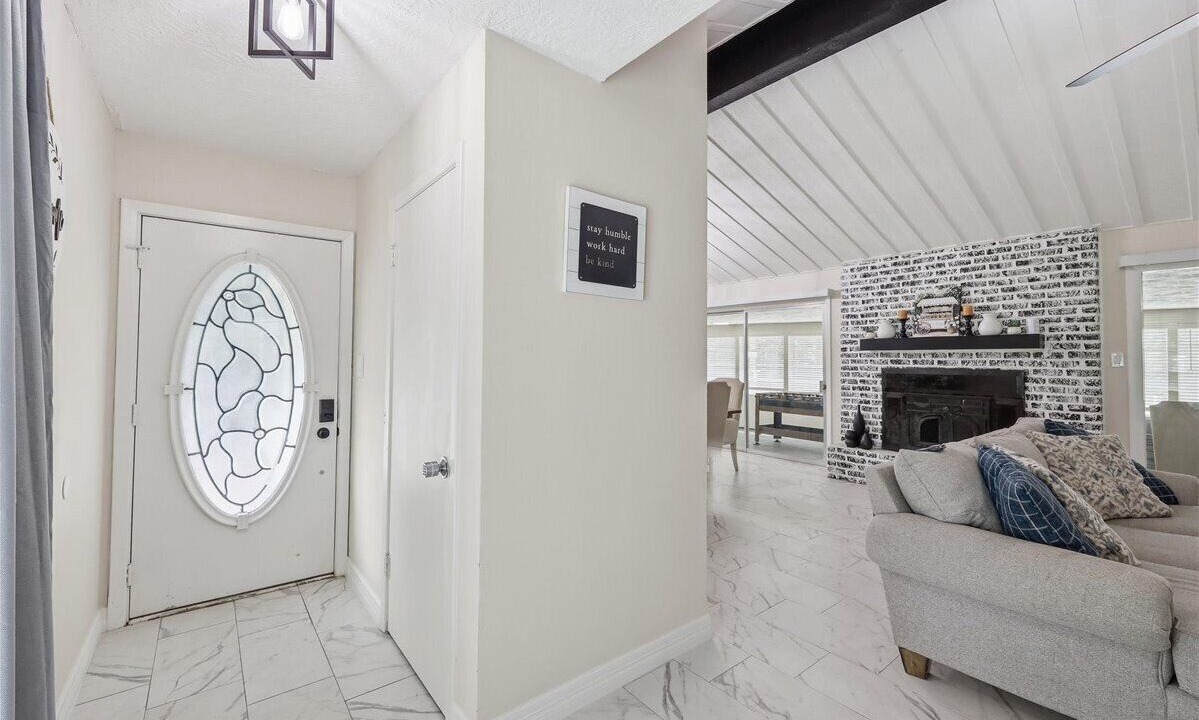 Photo of Livingroom in Taylor Landing
