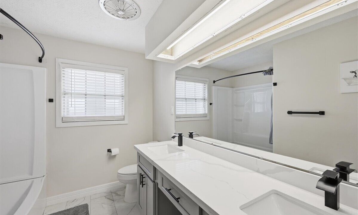Photo of Bathroom in Taylor Landing