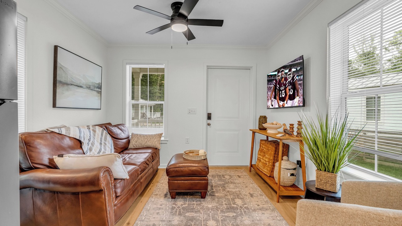 Photo of Livingroom in Starkville
