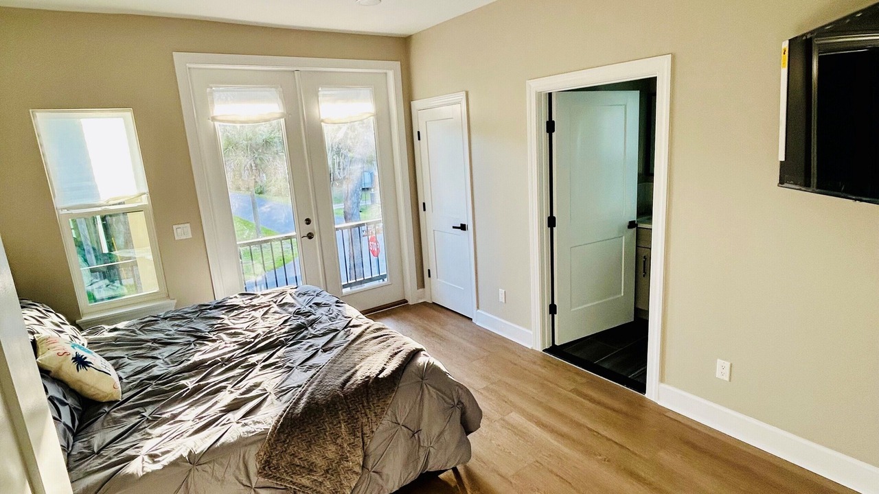 Photo of Bedroom in American Beach