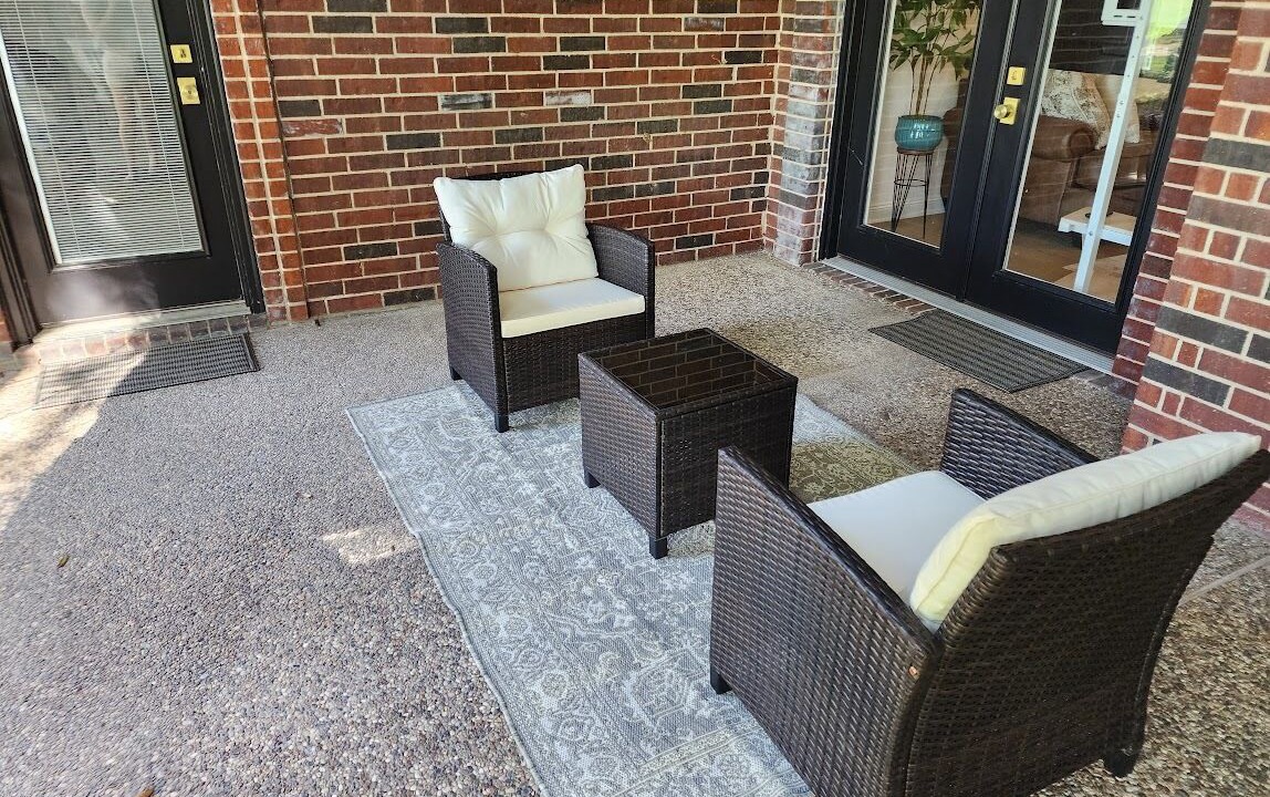Photo of Patio Balcony in April Sound