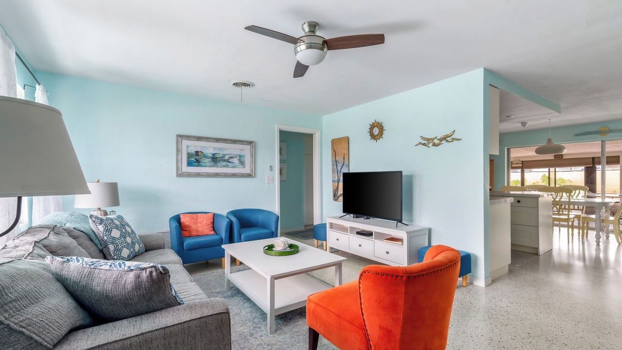 Photo of Bedroom in Beau Rivage Shores