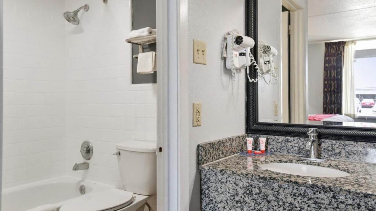 Photo of Bathroom in Lake Park