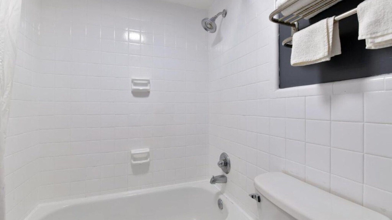 Photo of Bathroom in Lake Park