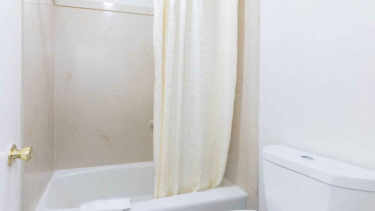 Photo of Bathroom in DeRidder