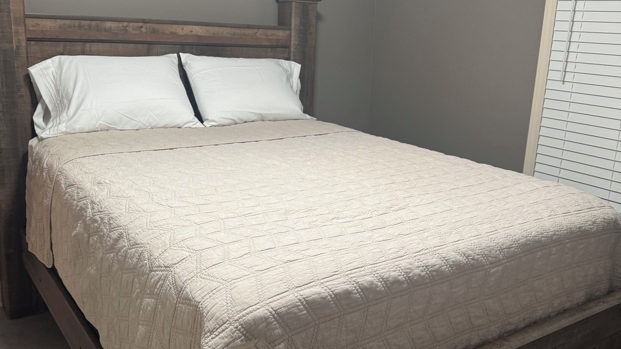 Photo of Bedroom in Eupora