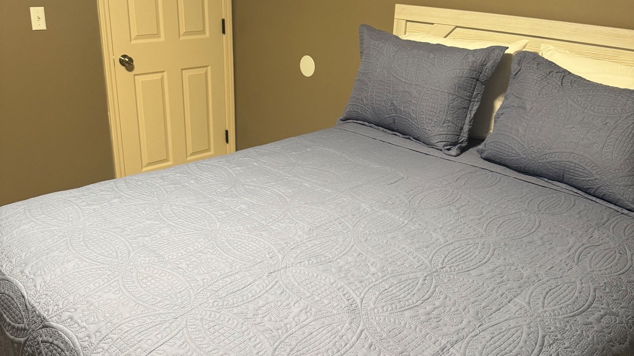 Photo of Bedroom in Eupora