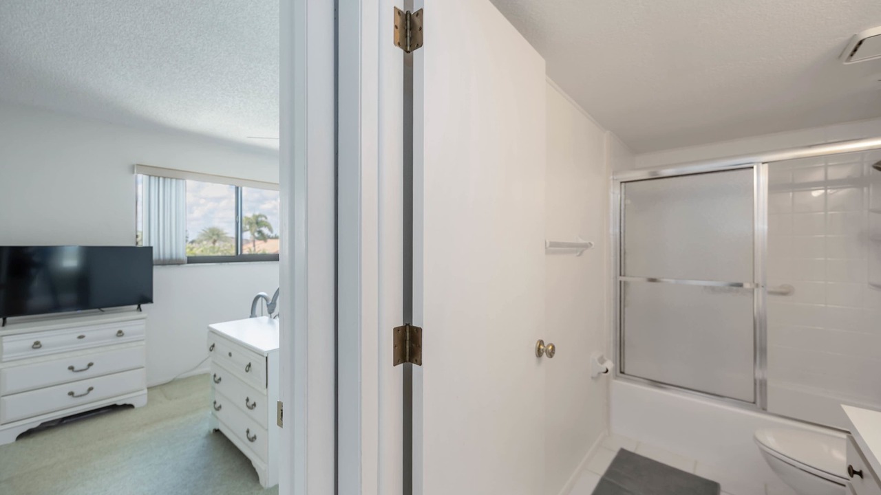 Photo of Bathroom in Burnt Store Marina