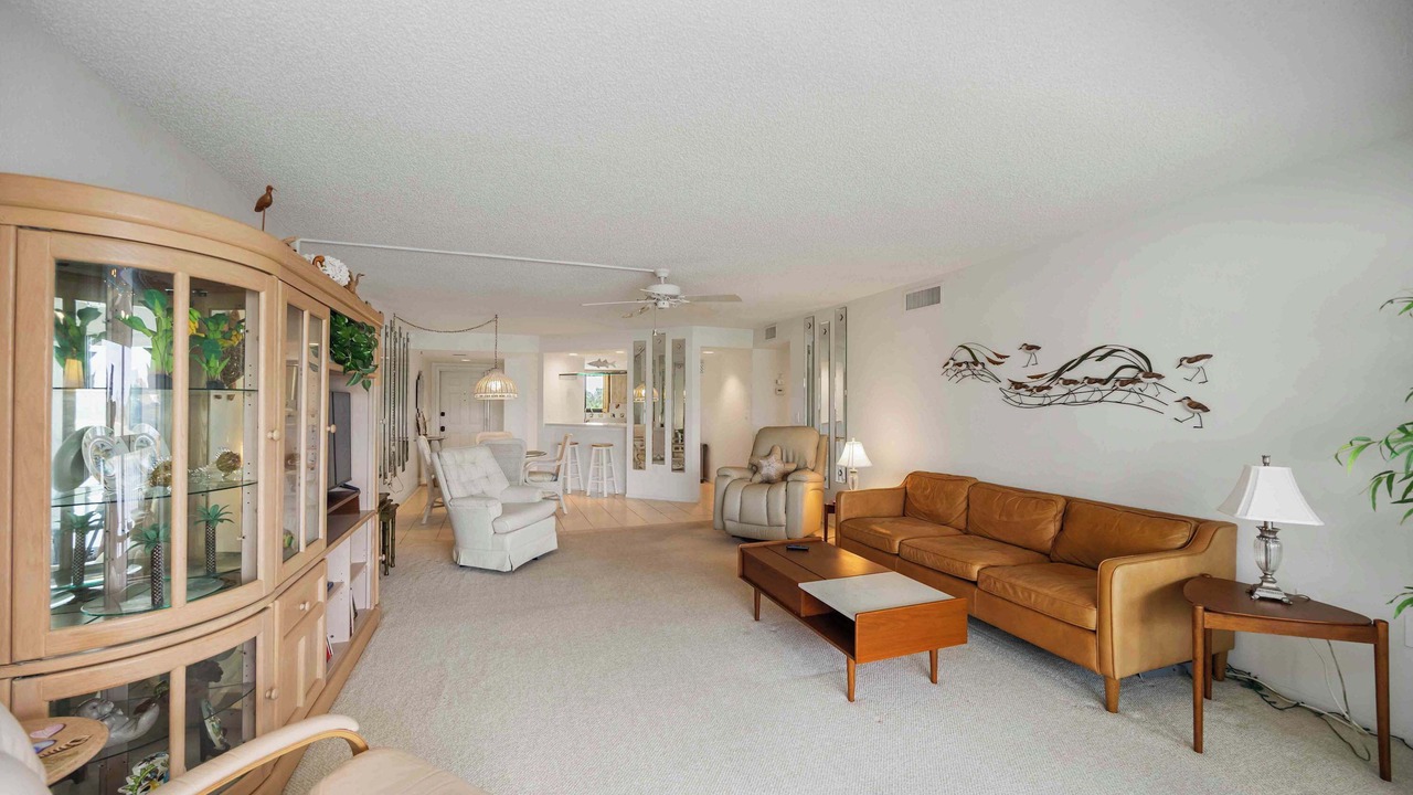 Photo of Livingroom in Burnt Store Marina