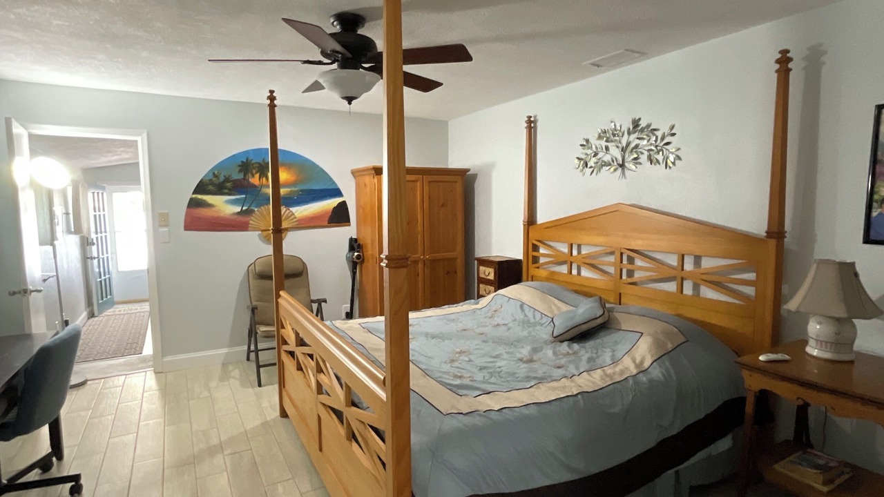 Photo of Bedroom in Pasadena On The Gulf