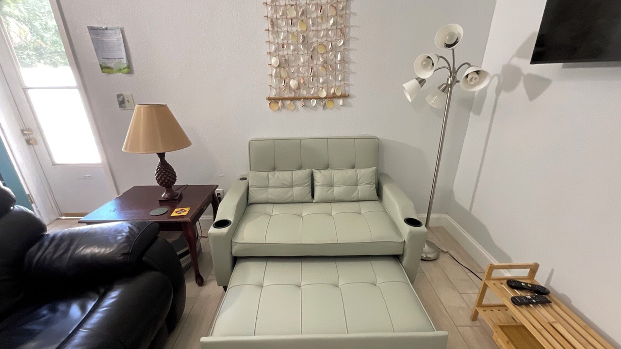 Photo of Livingroom in Pasadena On The Gulf