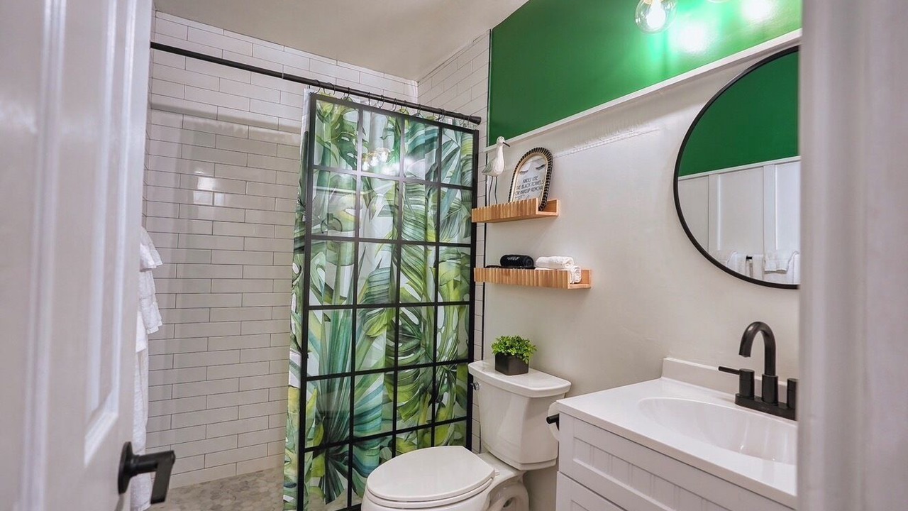 Photo of Bathroom in Gulf Vista