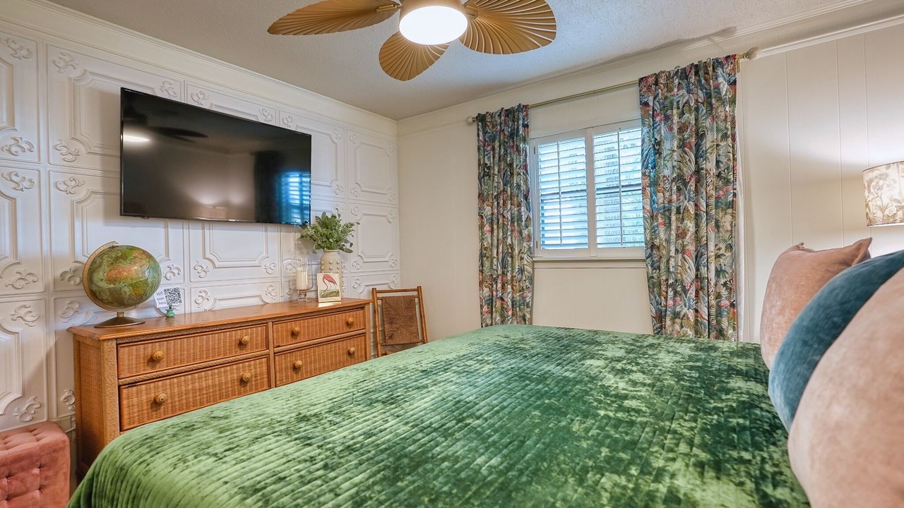 Photo of Bedroom in Gulf Vista