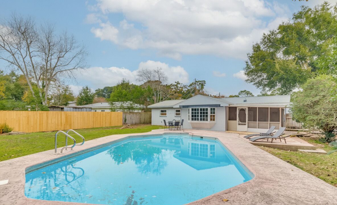 Photo of Outdoor in Northeast Pensacola