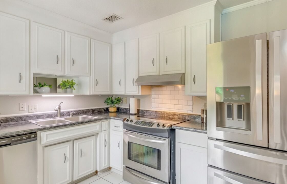 Photo of Kitchen in Northeast Pensacola