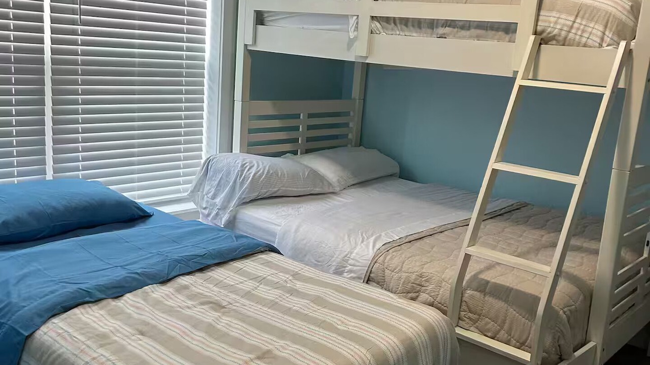 Photo of Bedroom in Foley