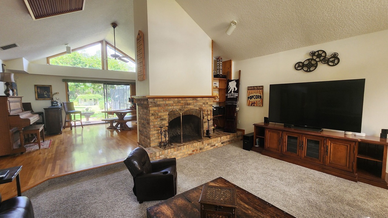Photo of Livingroom in Lutz