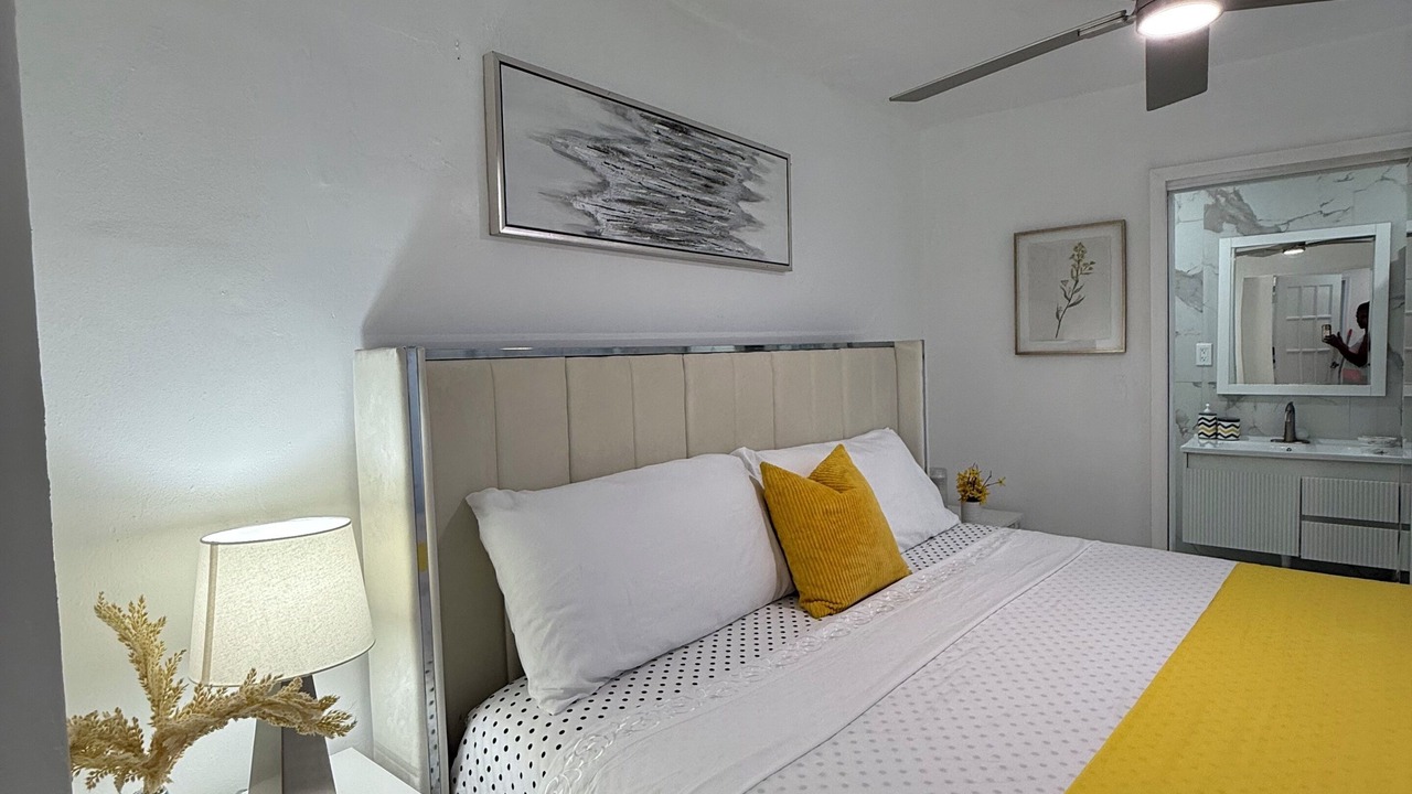 Photo of Bedroom in Sunrise