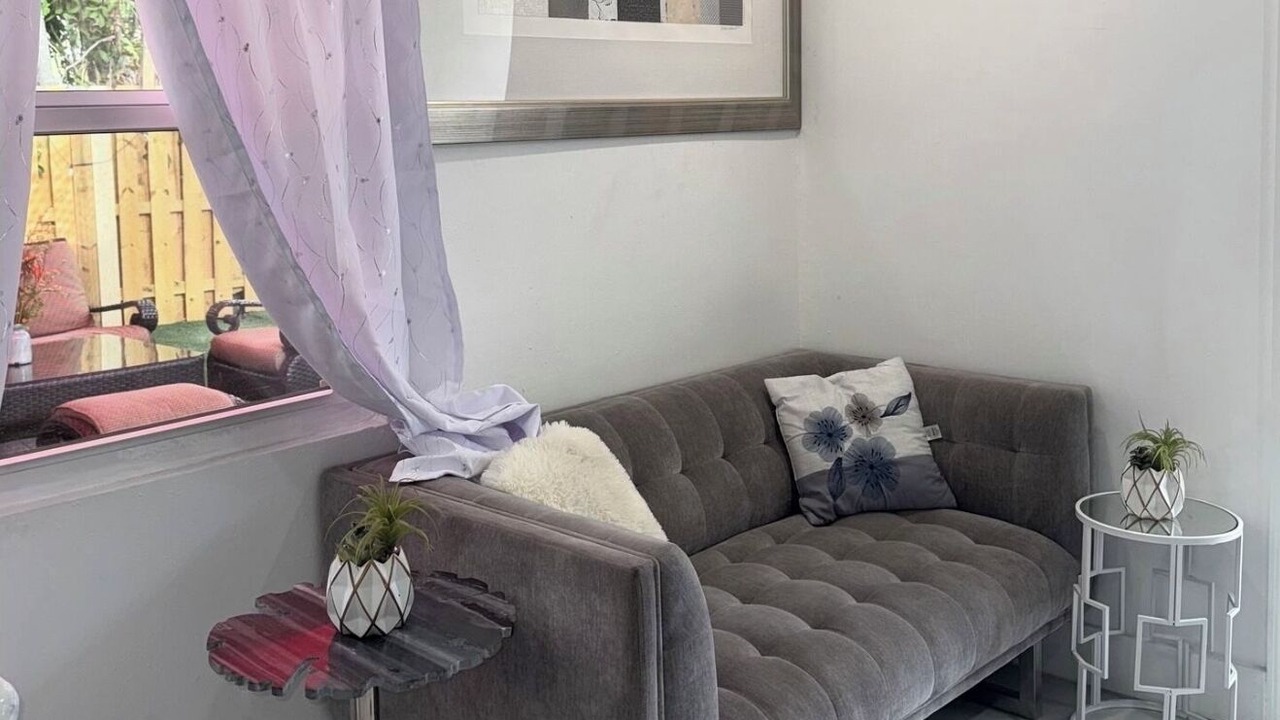 Photo of Livingroom in Sunrise