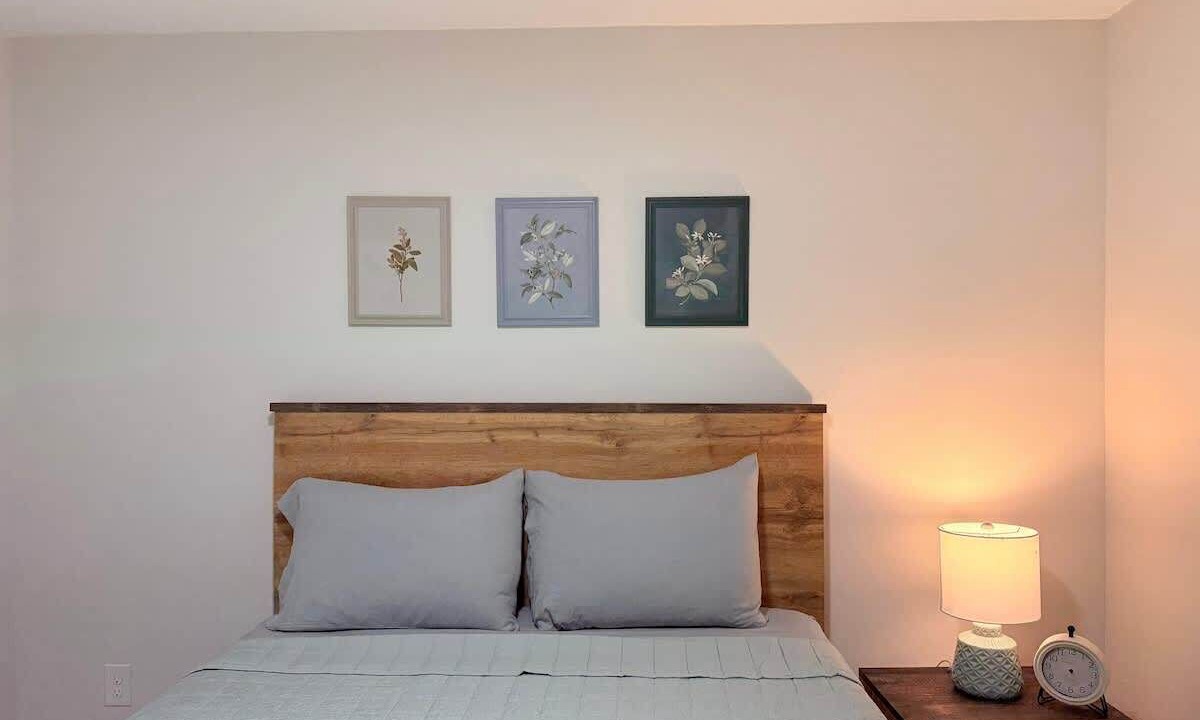 Photo of Bedroom in Englewood East