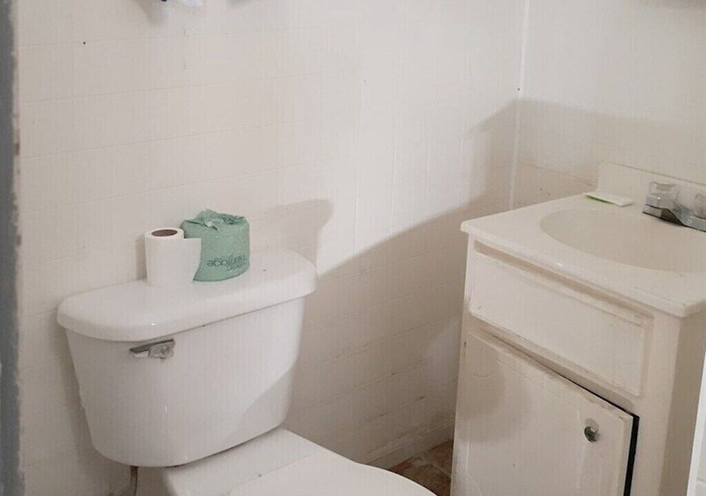 Photo of Bathroom in Durant
