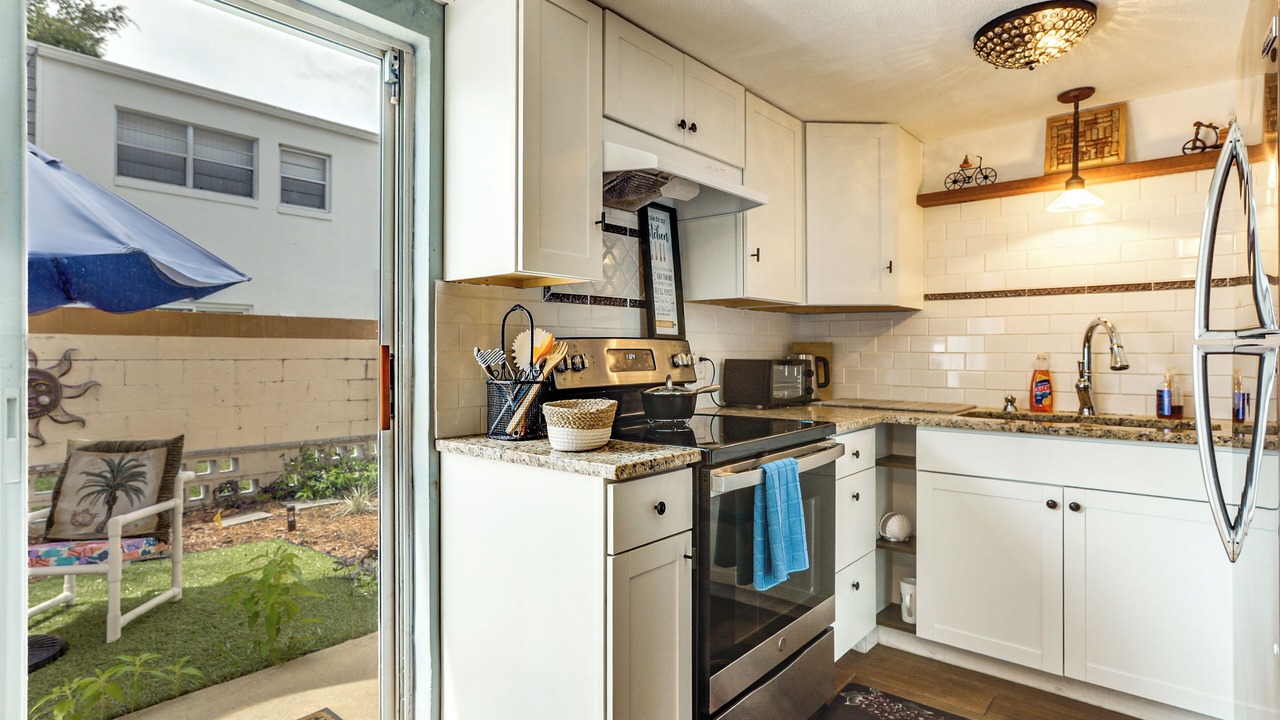 Photo of Kitchen in South Daytona