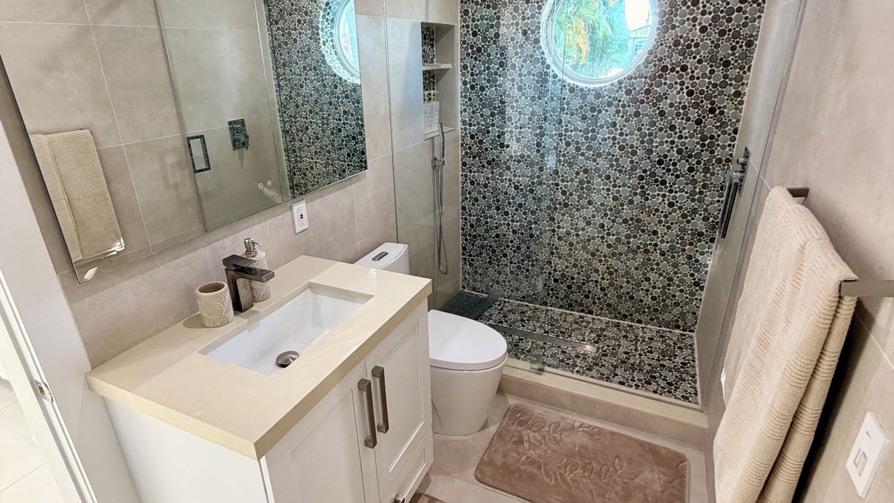Photo of Bathroom in Tamiami