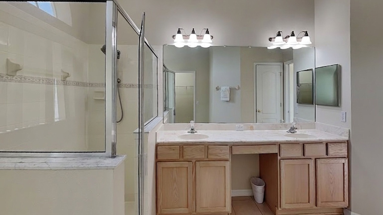 Photo of Bathroom in Port Orange