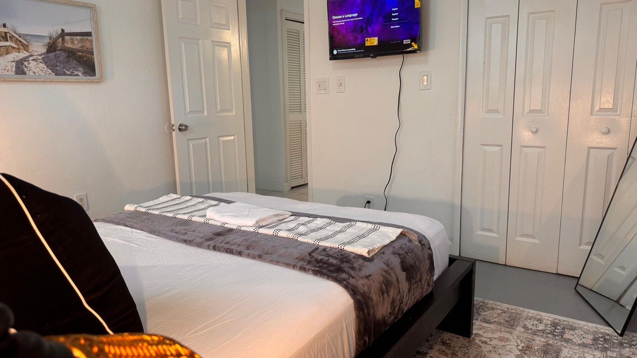Photo of Bedroom in Poinciana Park